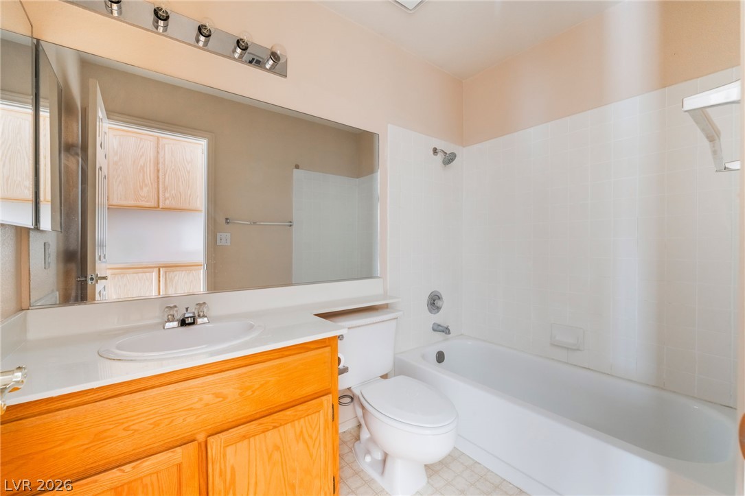 8150 Canto Avenue Property Photo 17