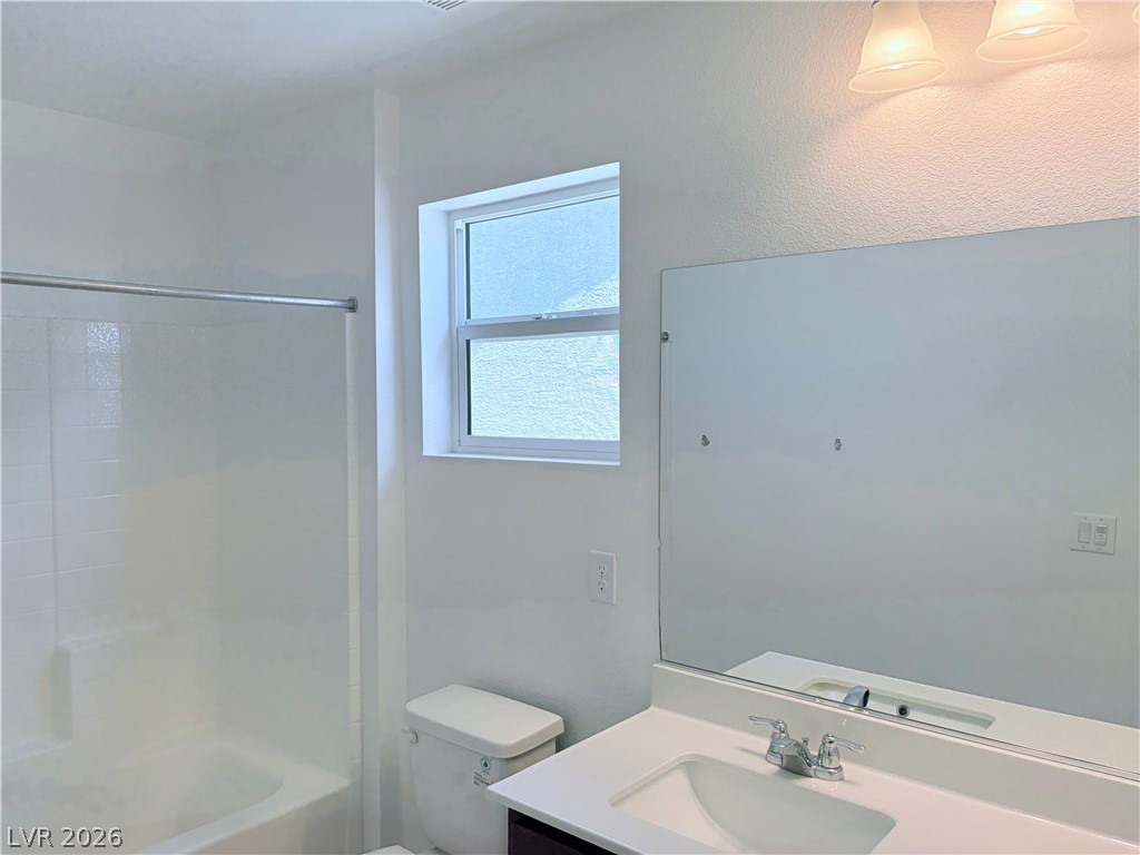 4619 Engage Street Property Photo 9