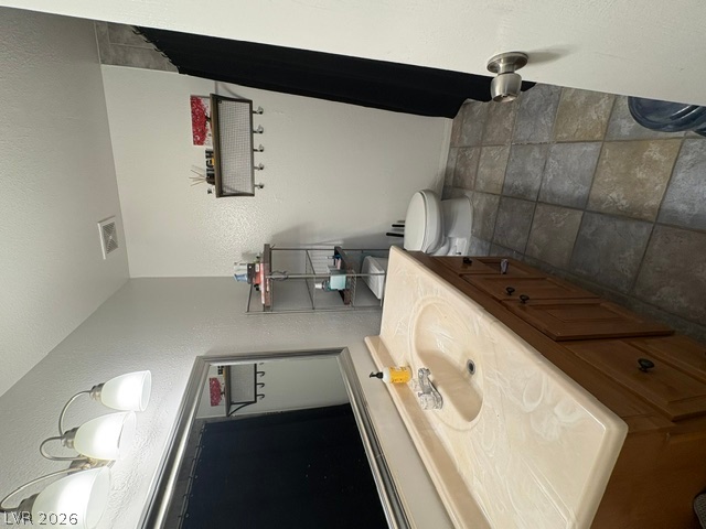 3541 Rio Robles Drive D Property Photo 21