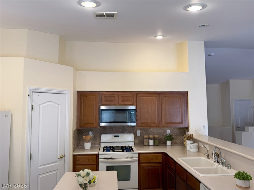 2513 Torch Avenue Property Photo 8