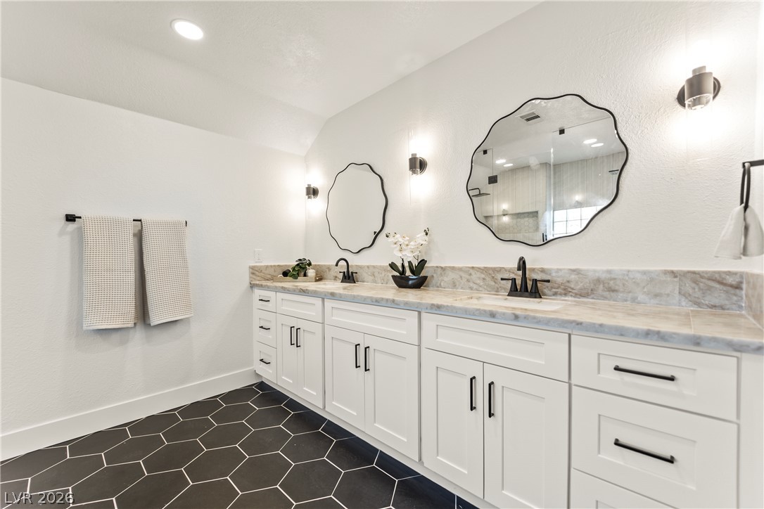 2736 Bayo Court Property Photo 24