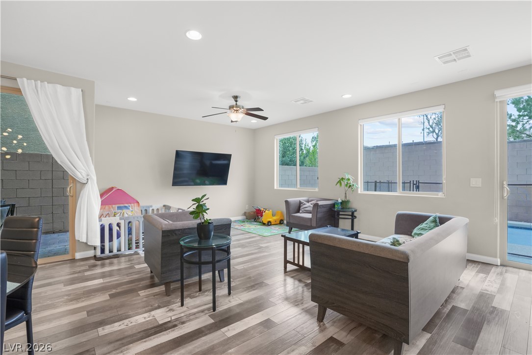 6151 Hays Cove Court Property Photo 13