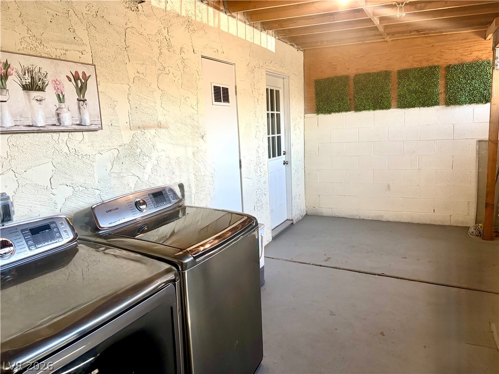 3914 Visby Lane Property Photo 36