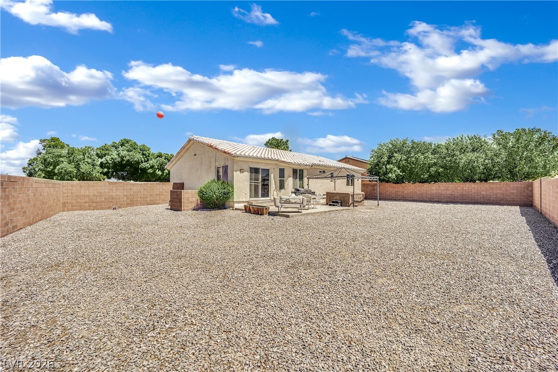 4447 Jacksboro Drive Property Photo 2