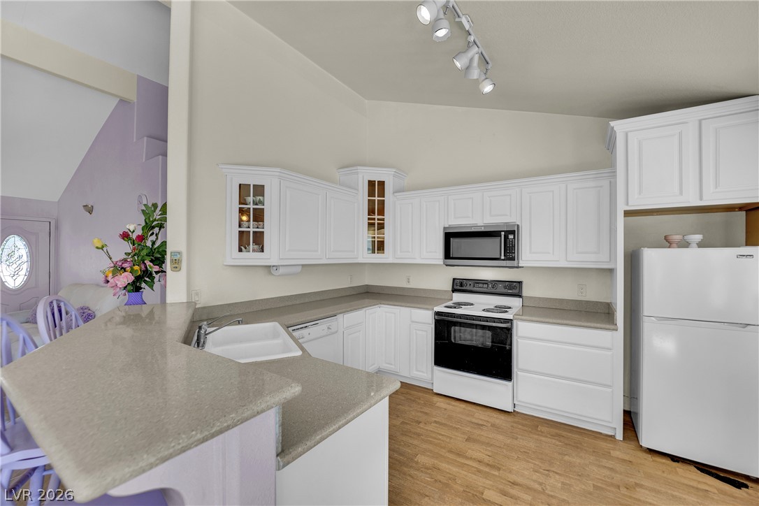 4447 Jacksboro Drive Property Photo 5