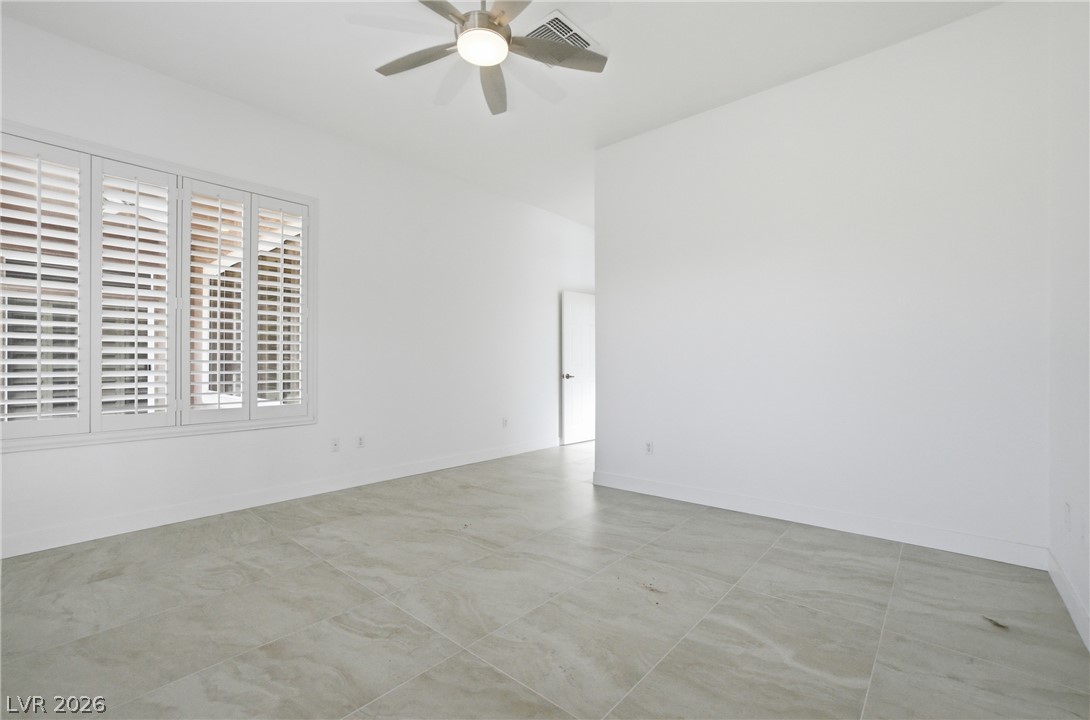511 Eagle Vista Drive Property Photo 12