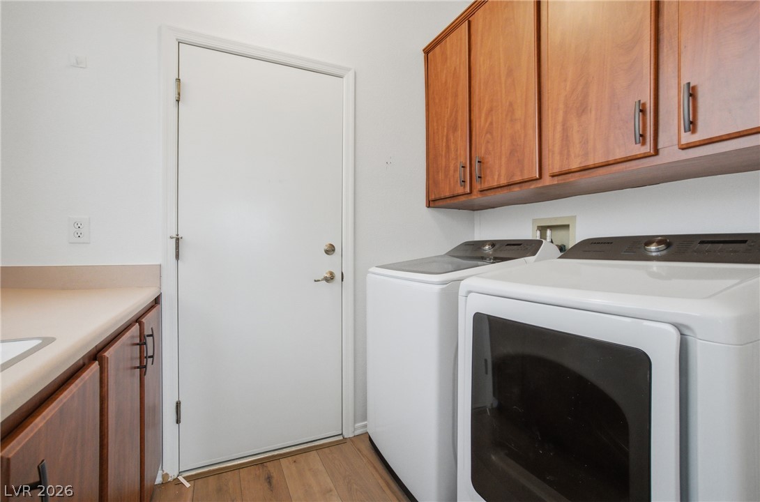 511 Eagle Vista Drive Property Photo 23
