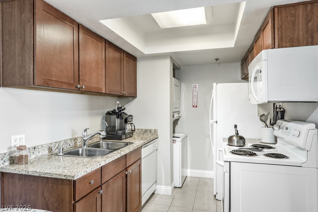 4200 South Valley View Boulevard 2081 Property Photo 8
