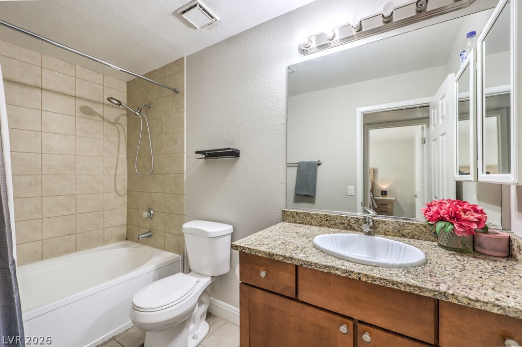 4200 South Valley View Boulevard 2081 Property Photo 16