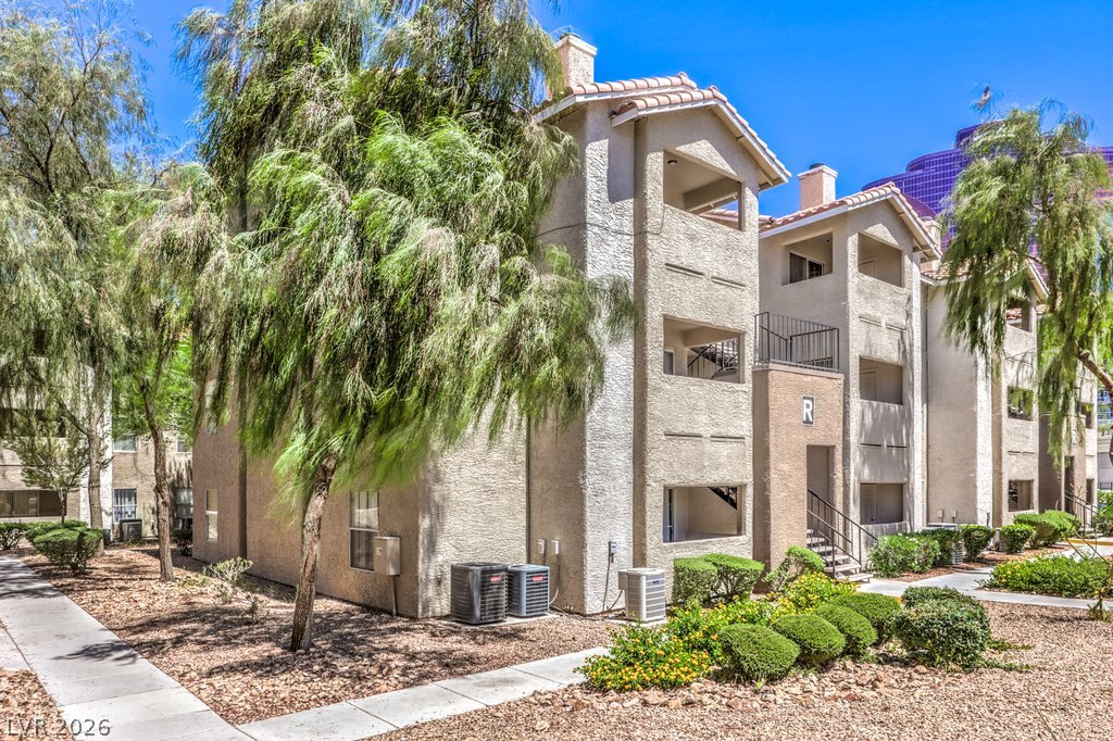 4200 South Valley View Boulevard 2081 Property Photo 18