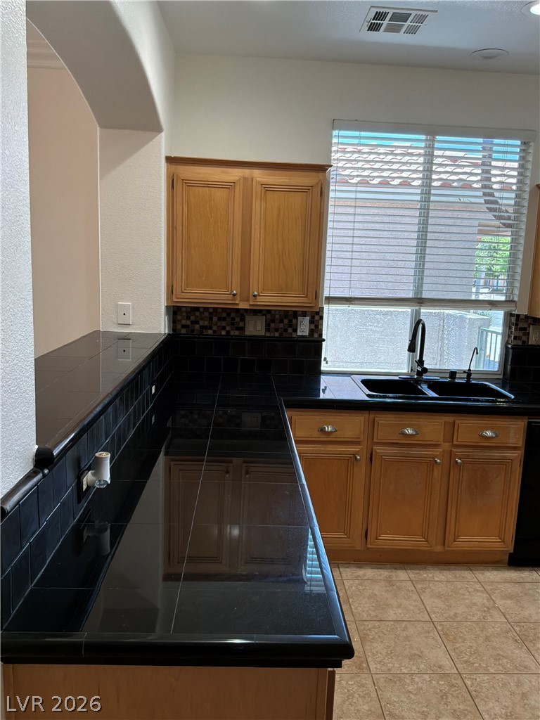 2413 Brockton Way Property Photo 31