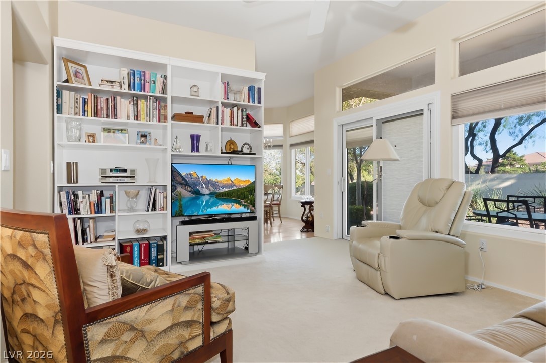 10441 Junction Hill Drive Property Photo 8