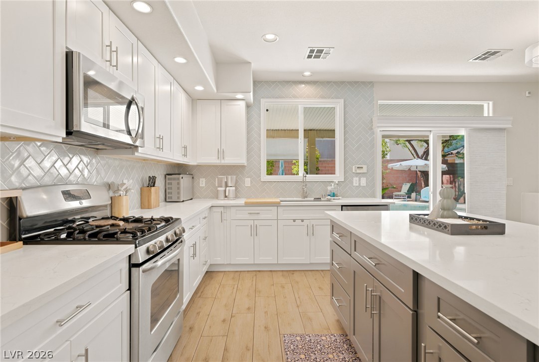 3412 Perching Bird Lane Property Photo 11