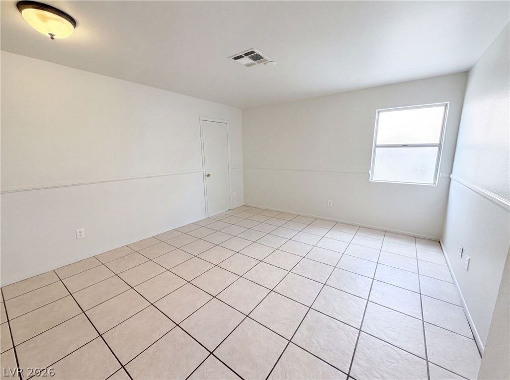 9328 Chilly Pond Avenue Property Photo 9