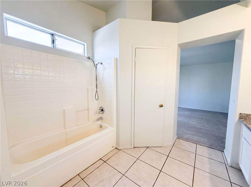 9328 Chilly Pond Avenue Property Photo 15