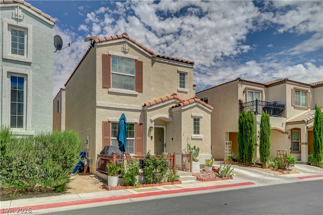 10374 Midnight Iris Street Property Photo 2