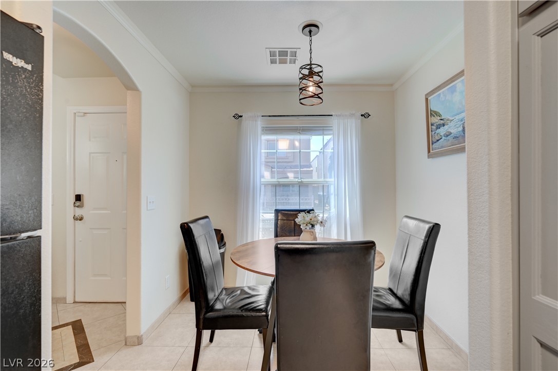 10374 Midnight Iris Street Property Photo 7