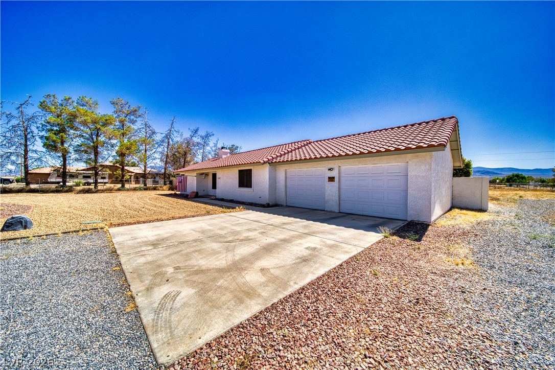 3081 South Rainbow Avenue Property Photo 1