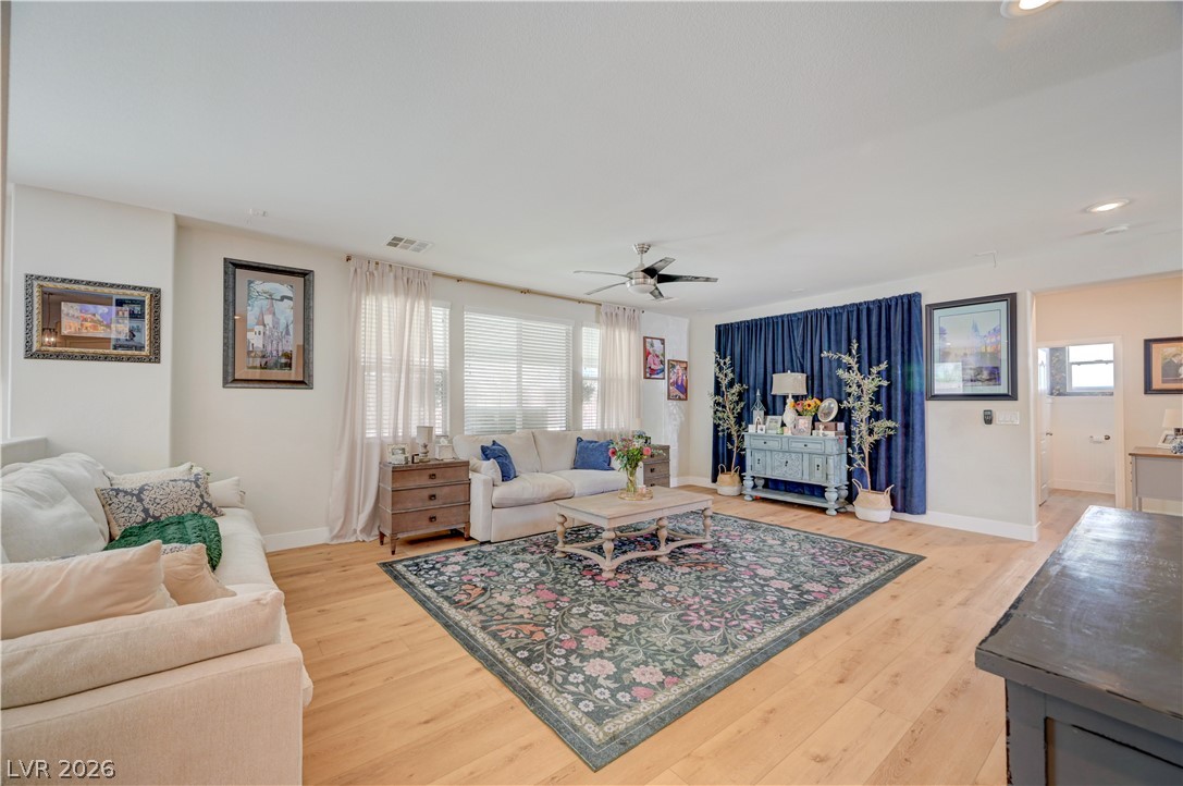 5822 Toofer Winds Court Property Photo 12