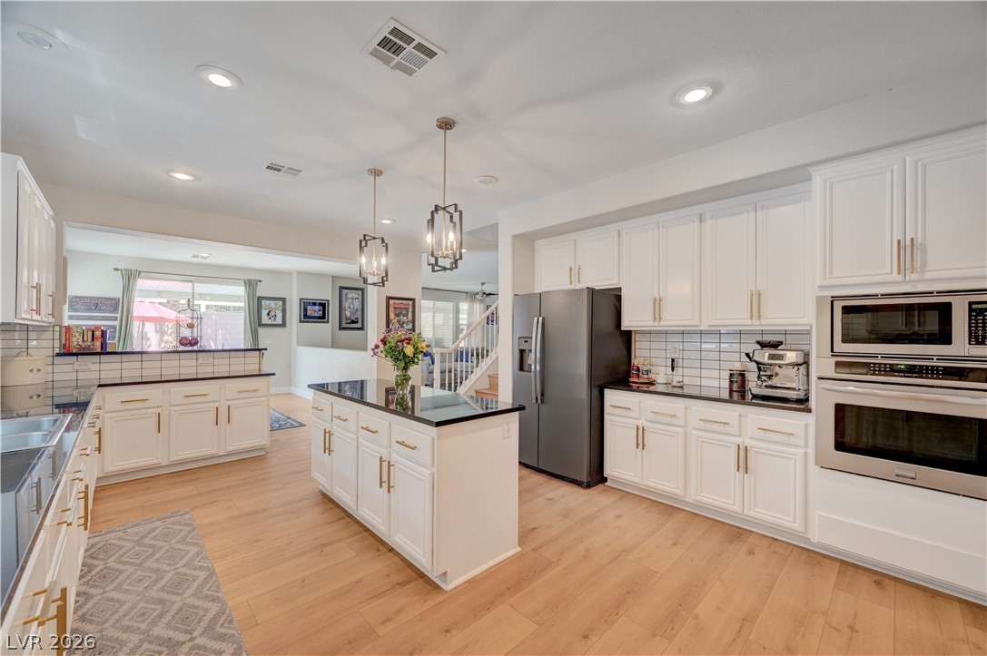 5822 Toofer Winds Court Property Photo 19