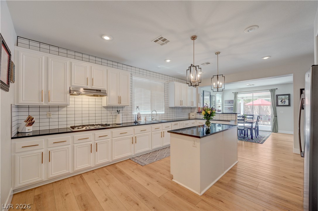 5822 Toofer Winds Court Property Photo 20
