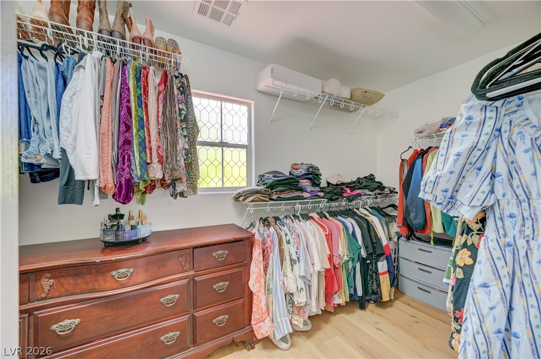 5822 Toofer Winds Court Property Photo 30