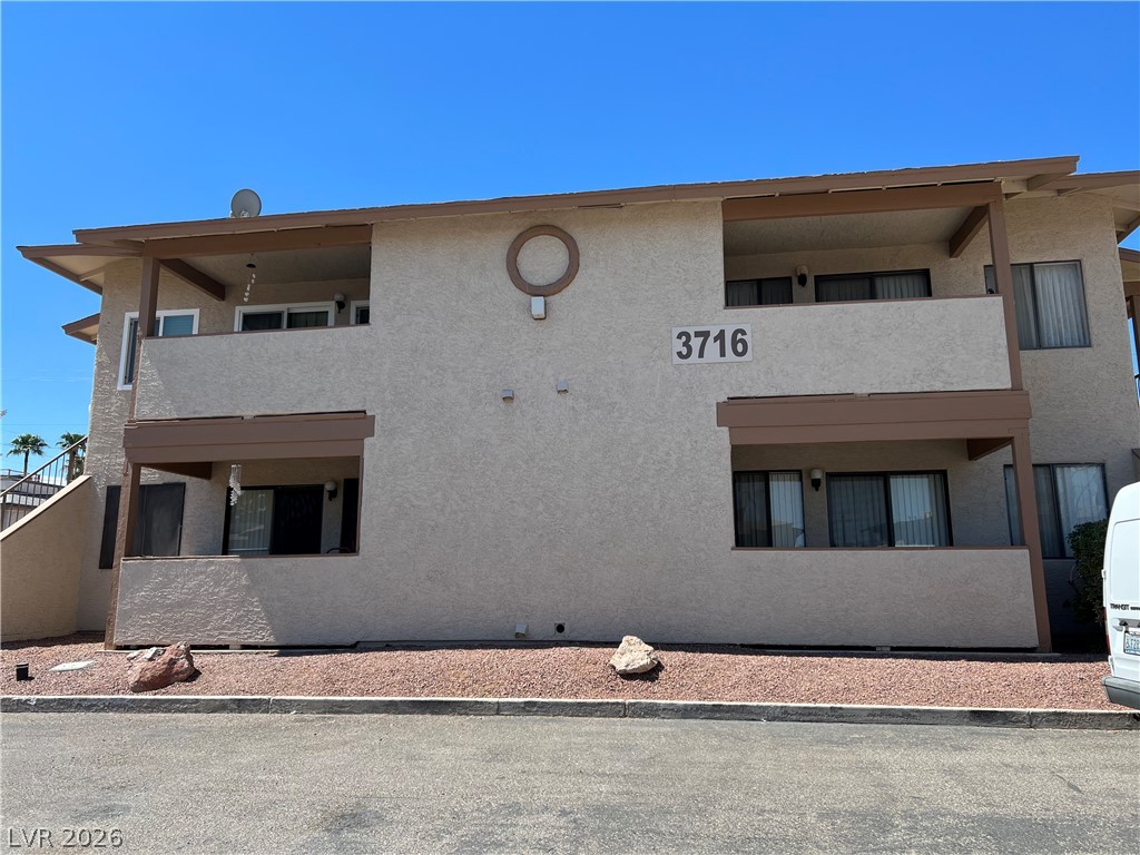 3716 Snorkel Circle 2 Property Photo 1