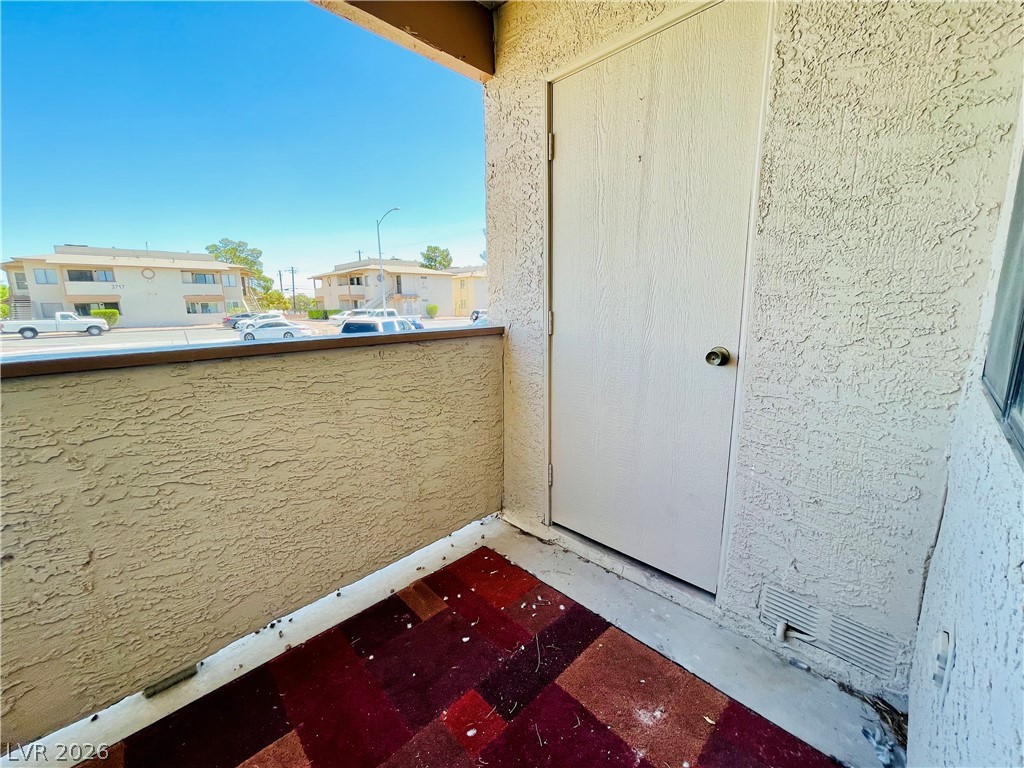 3716 Snorkel Circle 2 Property Photo 8