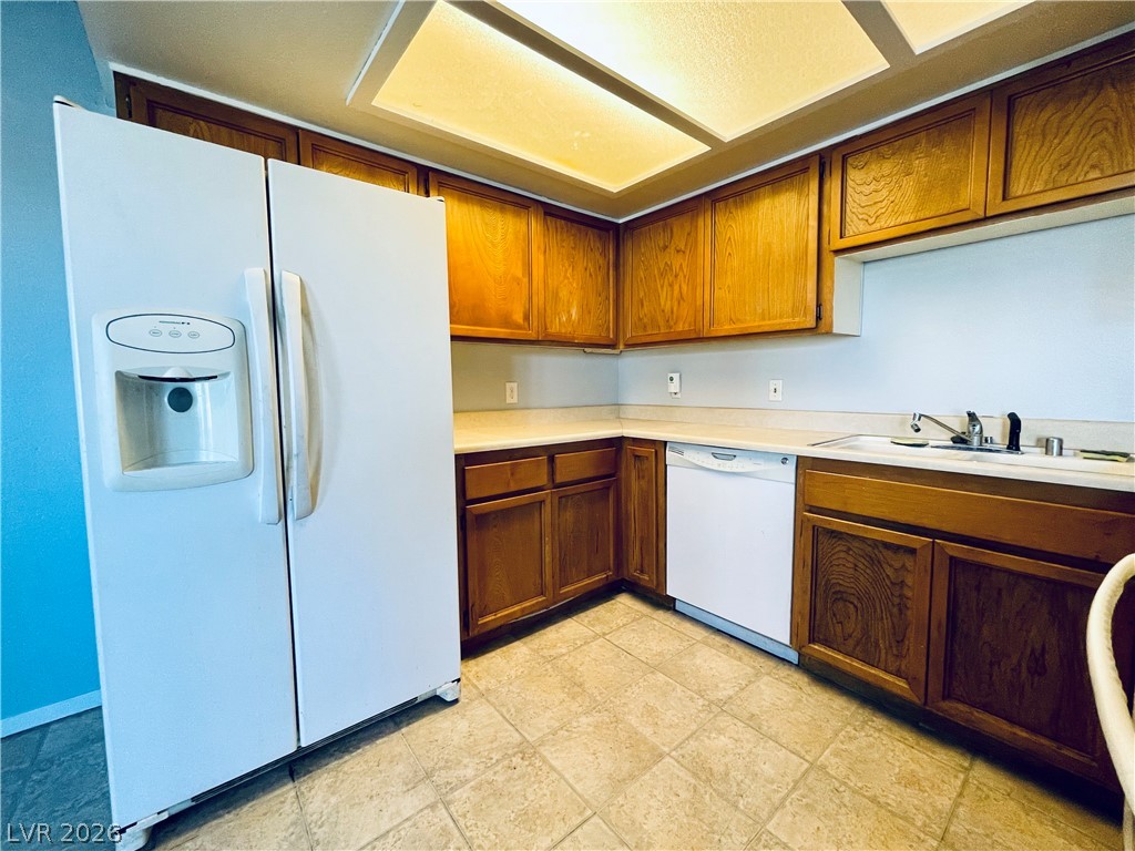 3716 Snorkel Circle 2 Property Photo 13