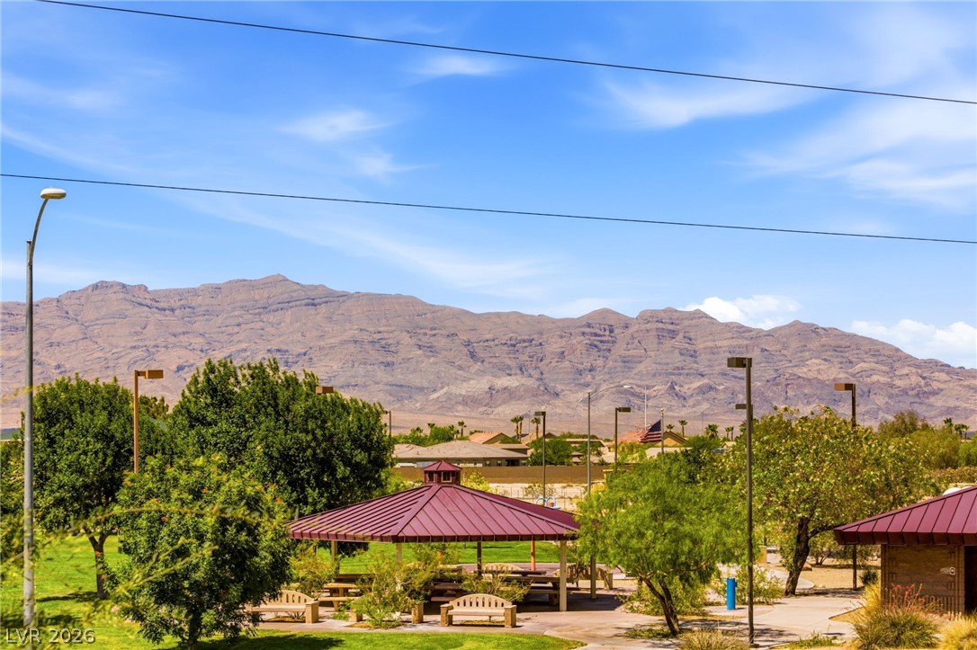 6644 Natalia Court Property Photo 12