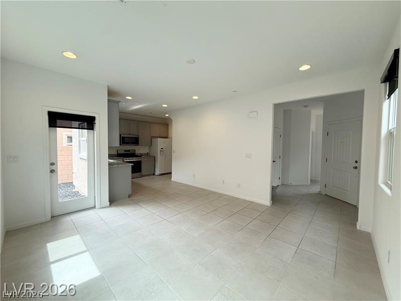 69 Ella Ashman Avenue Property Photo 8