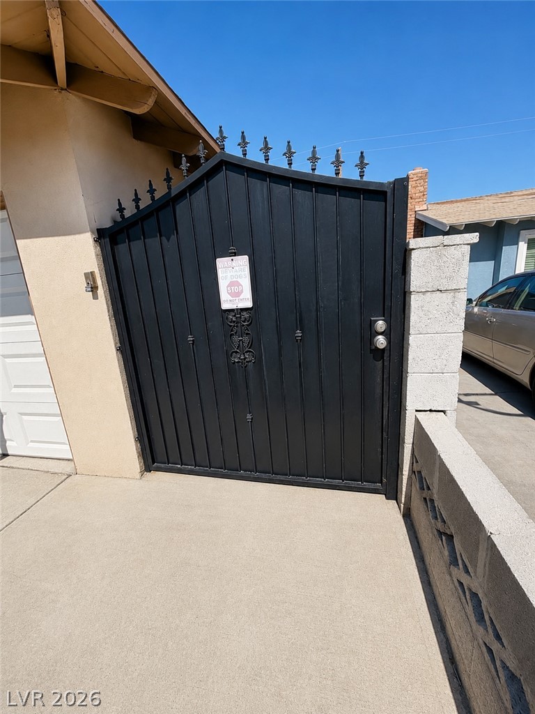 2105 El Greco Street Property Photo 4
