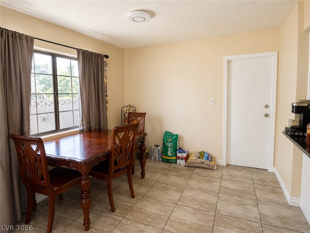 2105 El Greco Street Property Photo 8