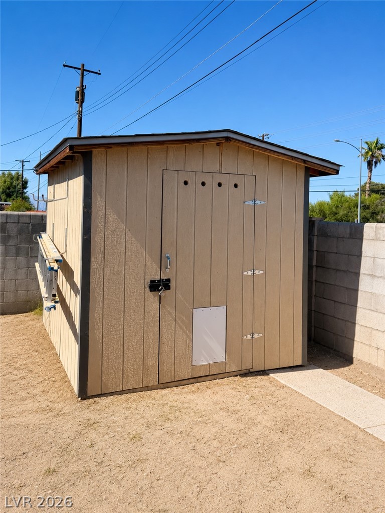 2105 El Greco Street Property Photo 17