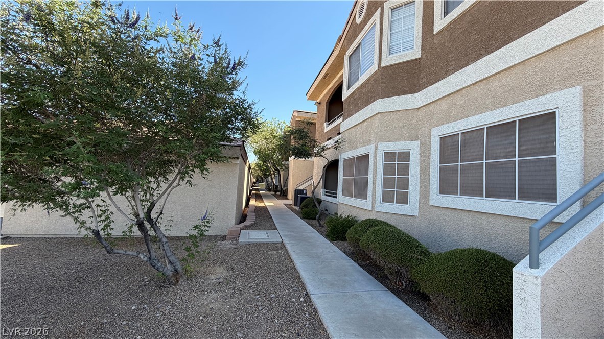 833 Aspen Peak Loop 1214 Property Photo 2