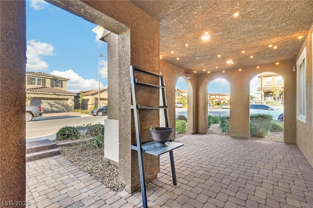 2435 Bellinzona Place Property Photo 4