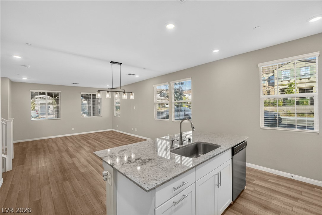 2435 Bellinzona Place Property Photo 11