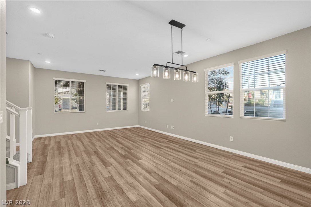 2435 Bellinzona Place Property Photo 12
