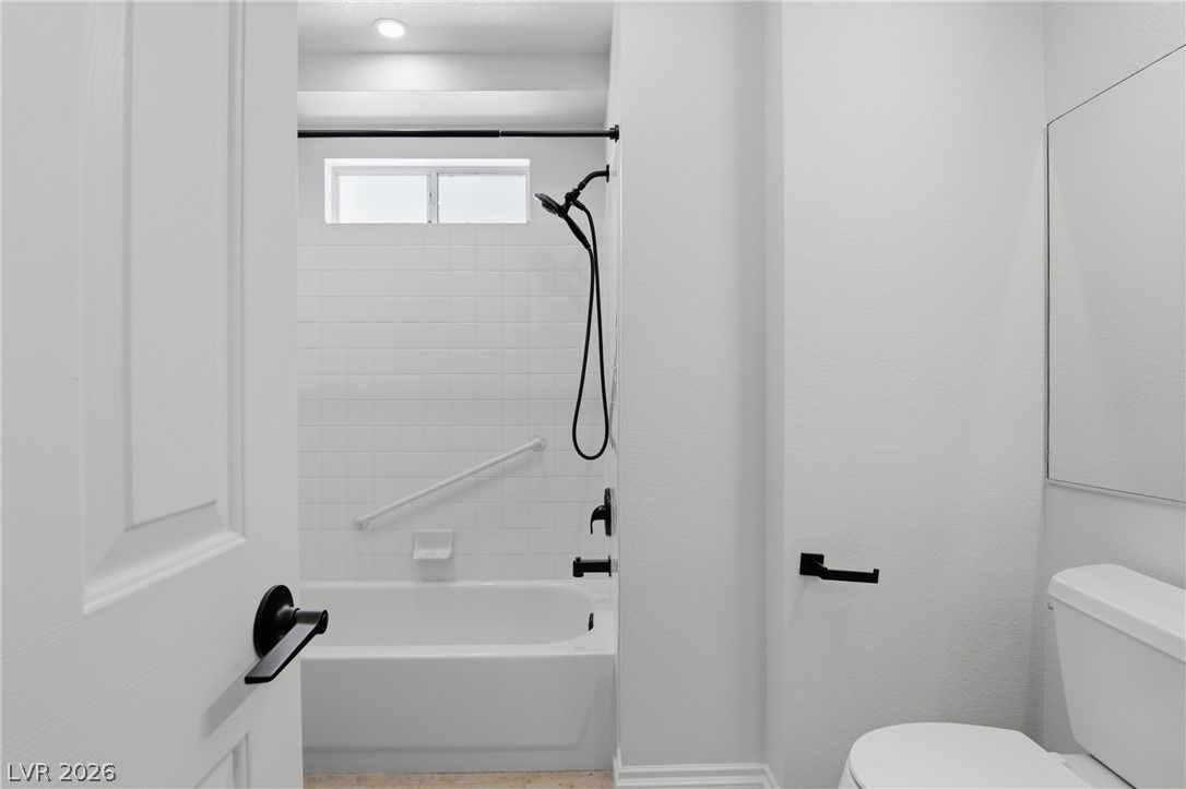 8452 Boseck Drive 235 Property Photo 23