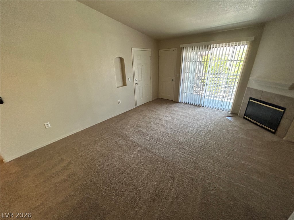 3318 North Decatur Boulevard 2093 Property Photo 4