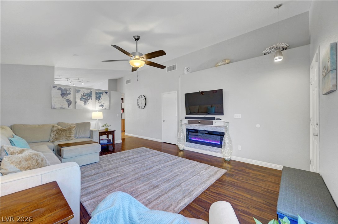 3118 New Journey Way Property Photo 7