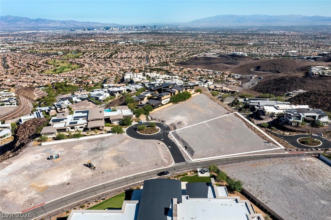2 Heavens Edge Court Property Photo 15