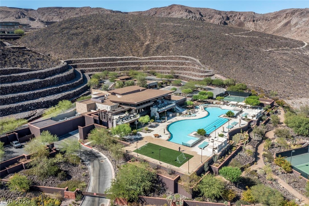 2 Heavens Edge Court Property Photo 34