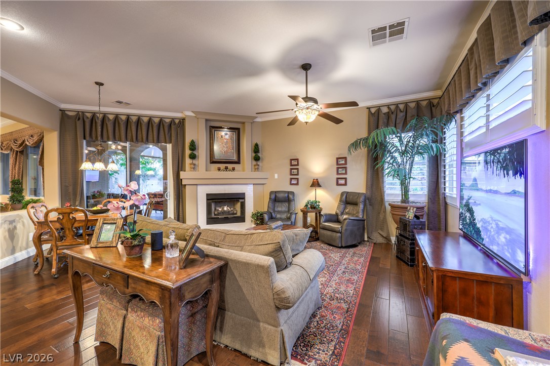 7869 Mosaic Harbor Avenue Property Photo 10