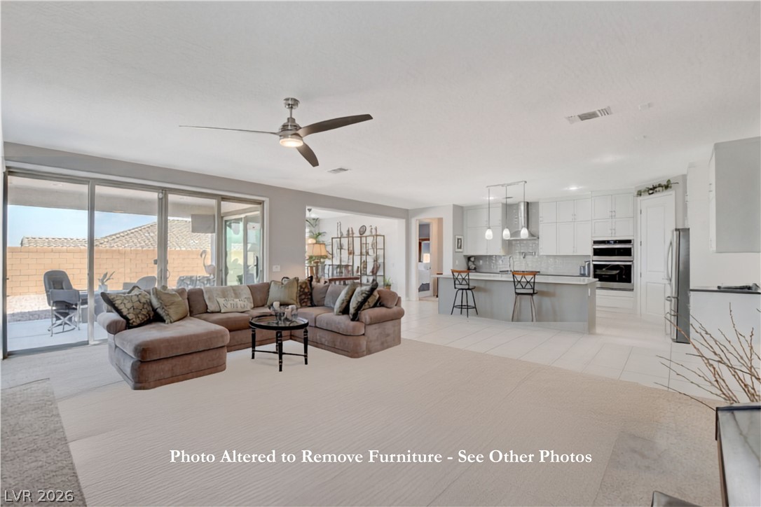 8286 Skye Gorge Street Property Photo 4