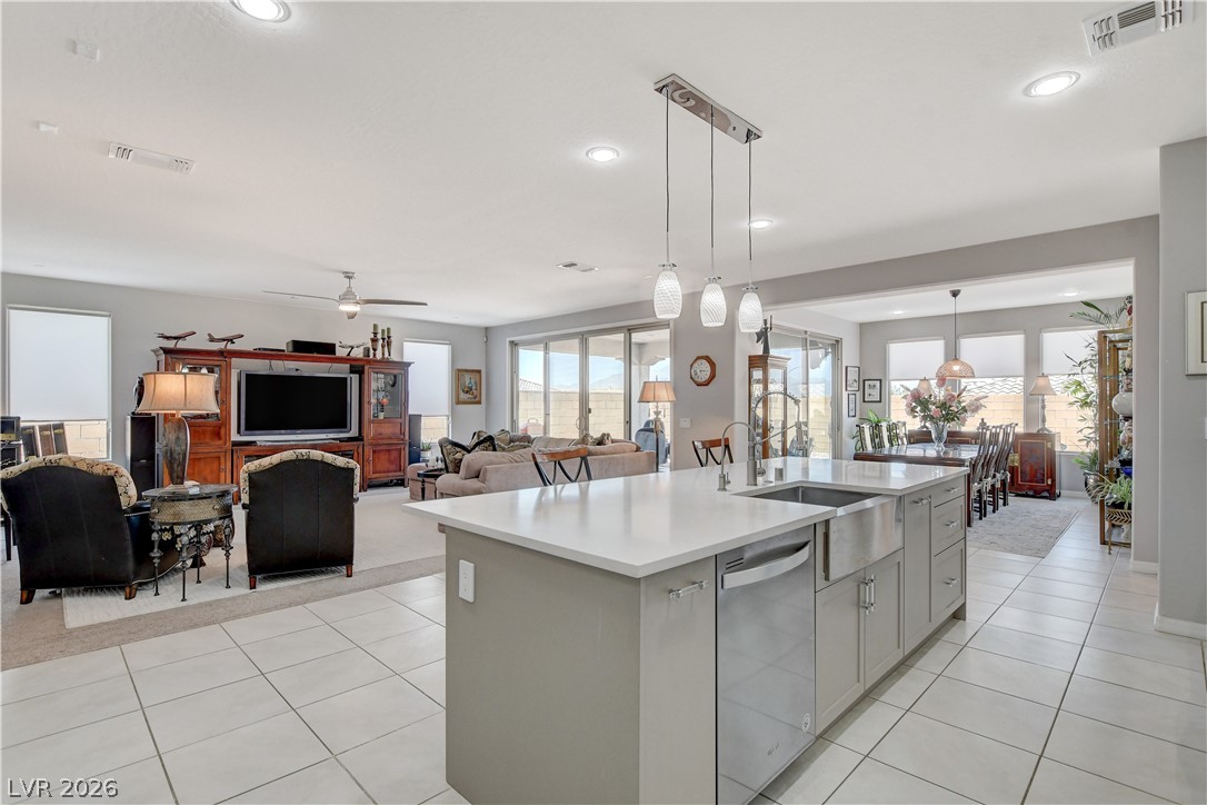 8286 Skye Gorge Street Property Photo 24