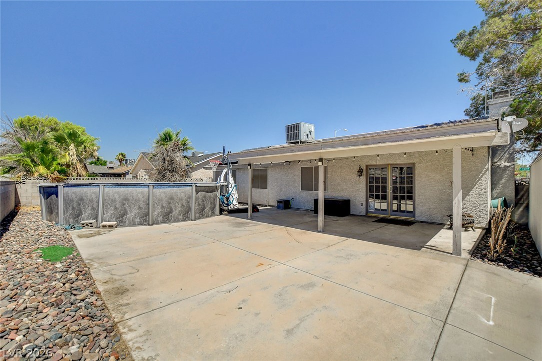5877 Tippin Drive Property Photo 42