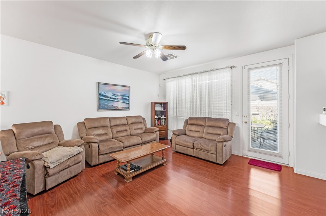 1712 Stonefield Street Property Photo 9