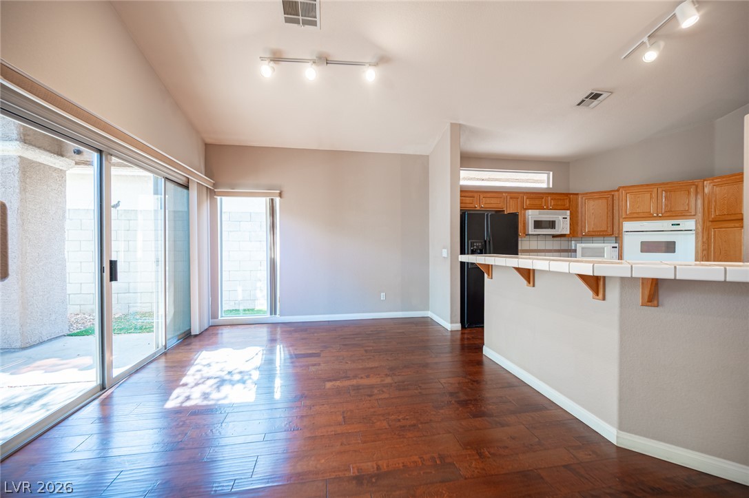 2146 Eaglepath Circle Property Photo 13
