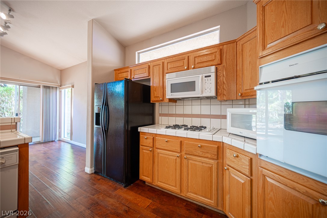 2146 Eaglepath Circle Property Photo 20